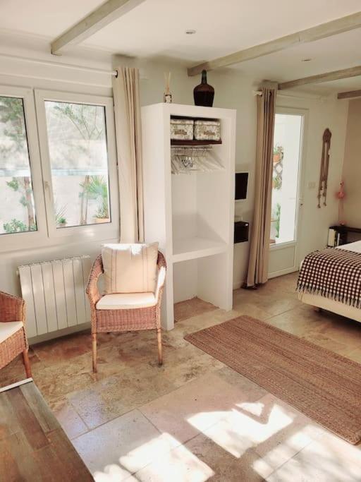La Maison Blanche Intra-Muros Free Parking Aigues-Mortes Luaran gambar