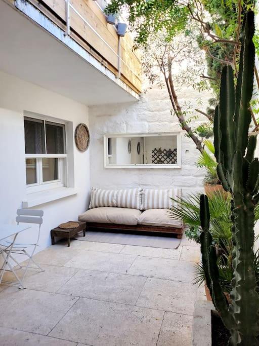 La Maison Blanche Intra-Muros Free Parking Aigues-Mortes Luaran gambar