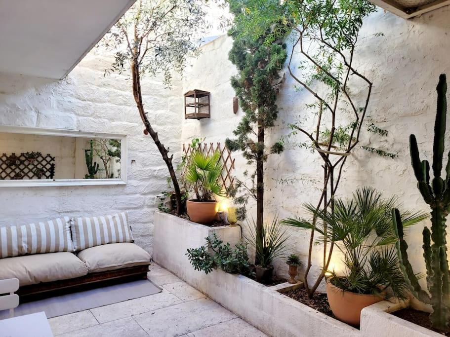 La Maison Blanche Intra-Muros Free Parking Aigues-Mortes Luaran gambar